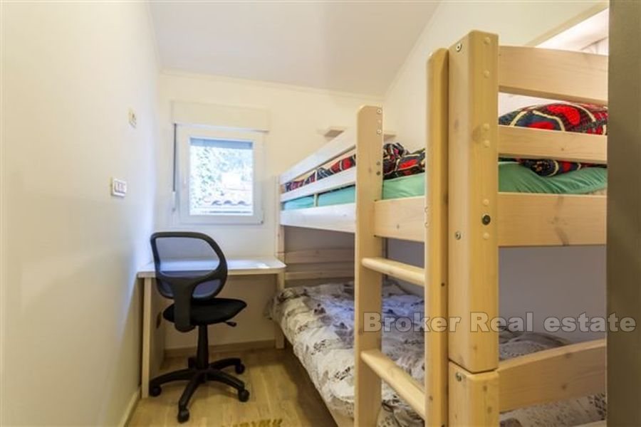 Marjan, Komplett eingerichtete Wohnung mit zwei Schlafzimmern, zu vermieten