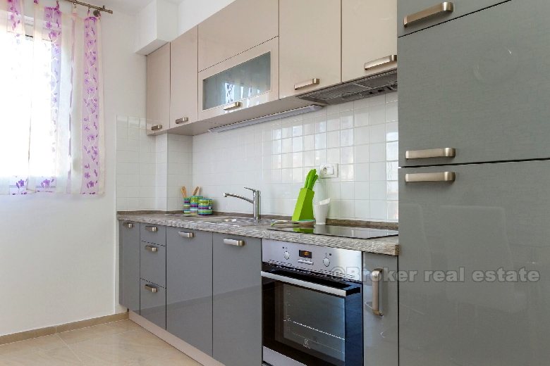 Modern one bedroom apartment on the ground floor, for rent