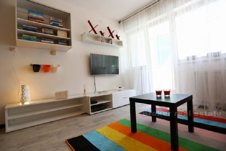 Moderne to roms leilighet, Firule, korttidsleie