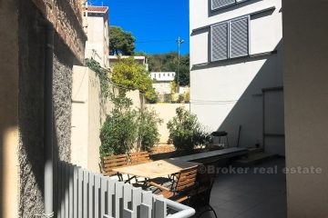Two-room apartment (area Meje), for sale
