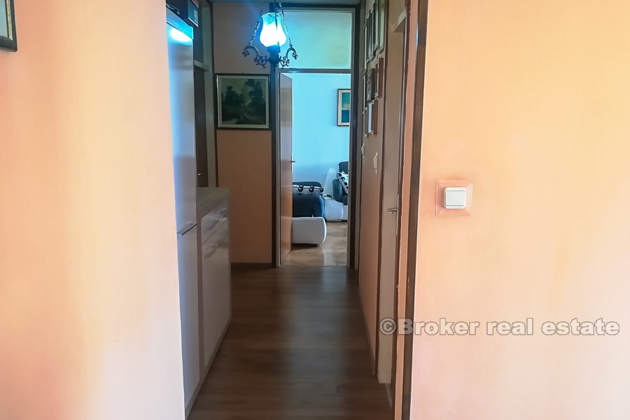 Three bedroom apartment in Trstenik, for sale