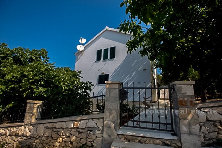 Detached house with the sea view, for sale