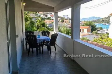 Detached house with the sea view, on sale