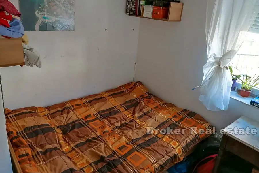 Komfortabel to-roms leilighet