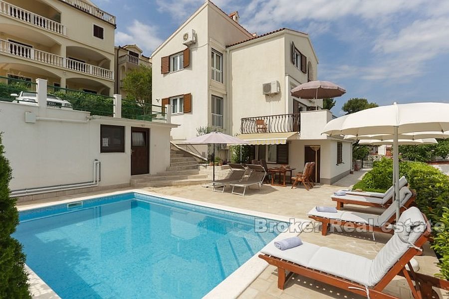 Apartment house near Trogir