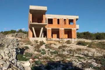 Villa with pool under construction