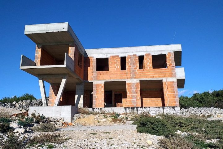 Villa with pool under construction