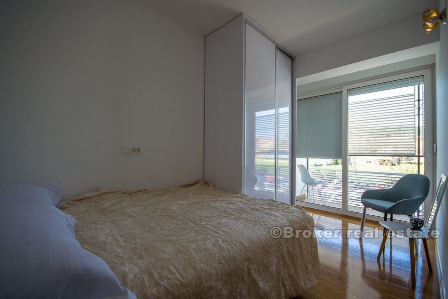 Renoverad lägenhet med två sovrum, Split centrum