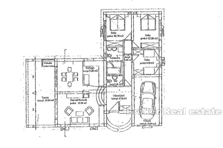 Family single-storey house