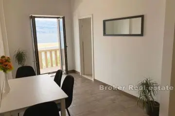 Apartment, first row to the sea