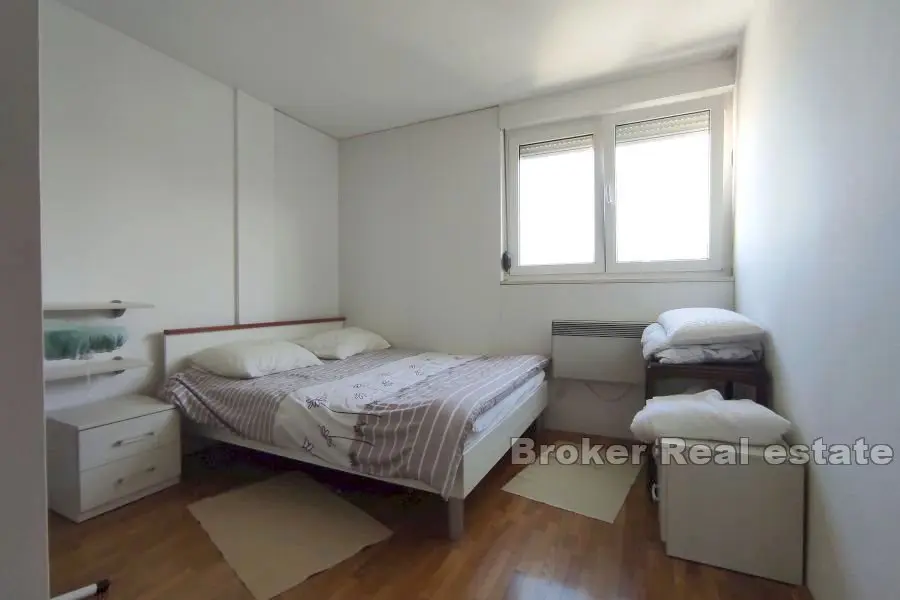 Sućidar, komfortowy apartament z dwiema sypialniami