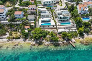 001-5030-30-island-ciovo-newly-built-villa-with-pool-for-sale