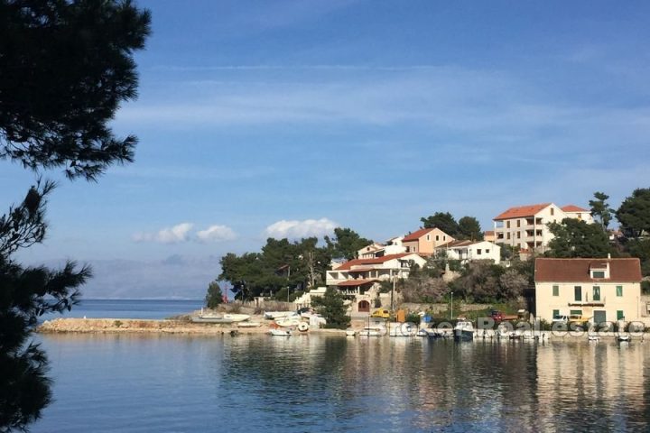 Two bedroom apartment with sea view