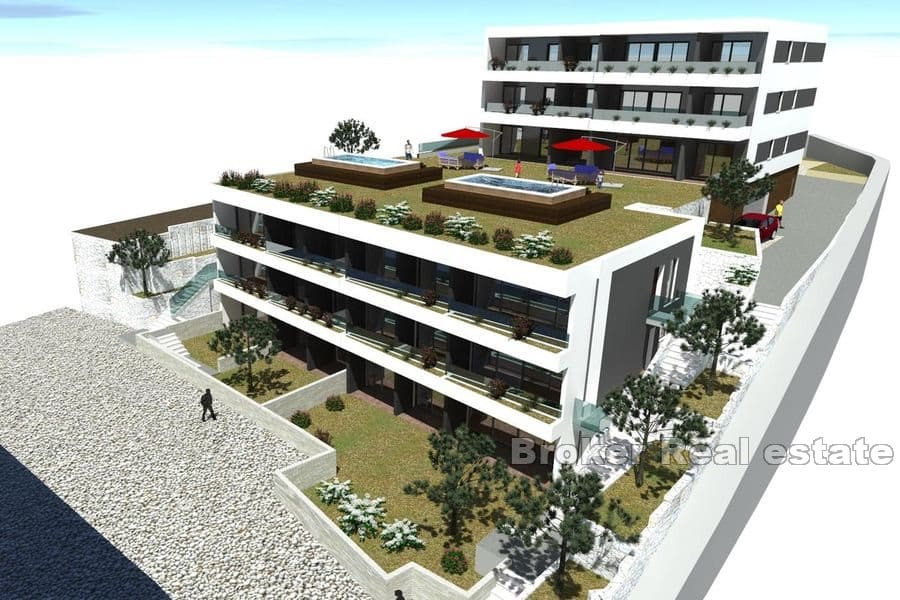 Newly built apartments in first row to the sea
