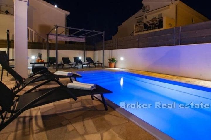 House with pool near the sea