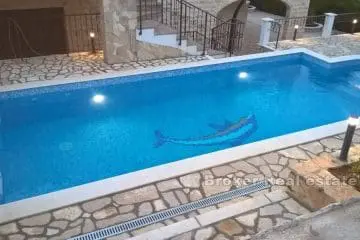 House with pool and open sea view