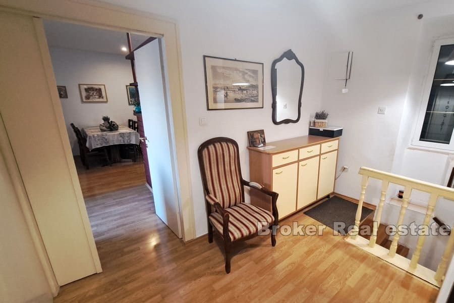 Four-room apartment in the old center