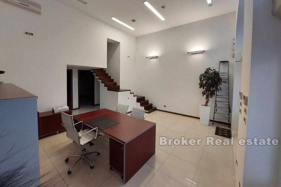 Manuš - Office space in a great location