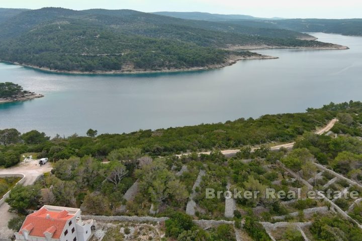 001-5316-30-Island-of-Brac-Building-land-with-a-sea-view-for-sale