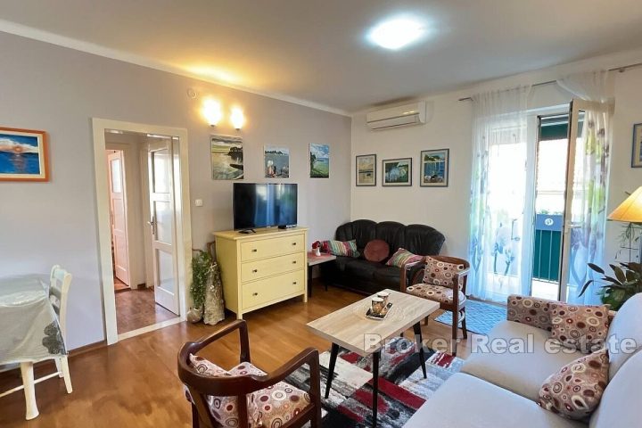 001-5318-30-Split-Bacvice-Fully-furnished-two-bedroom-apartment-for-rent