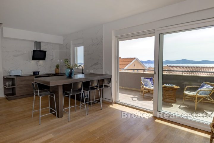 001-5321-30-Zadar-Spacious-penthouse-with-a-sea-view-for-sale