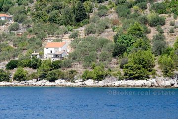 Buidling land by the sea, for sale
