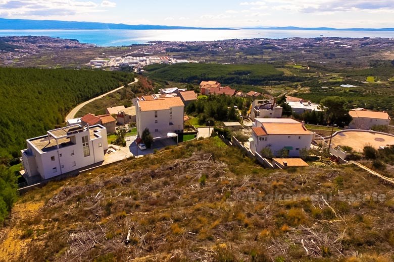 Tomt i nærheten av Split, med utsikt over havet, til salgs