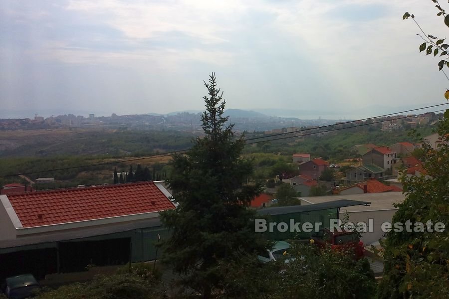 Solin, building land with sea view